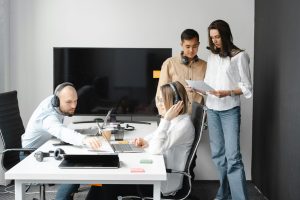 Compact Document Scanners Syncing to Cloud Services Automatically