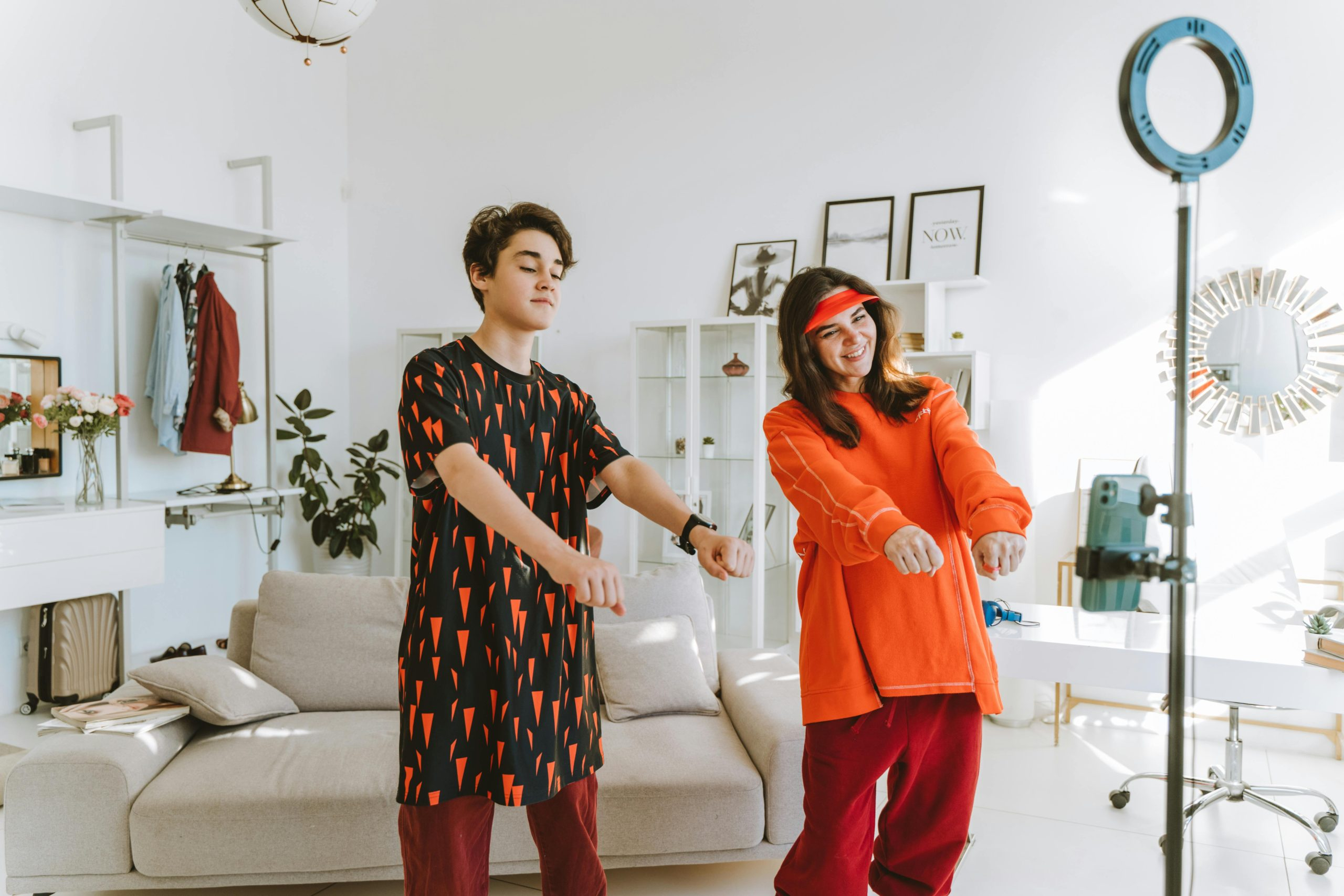 Home up-cycling tutorials trend across social media