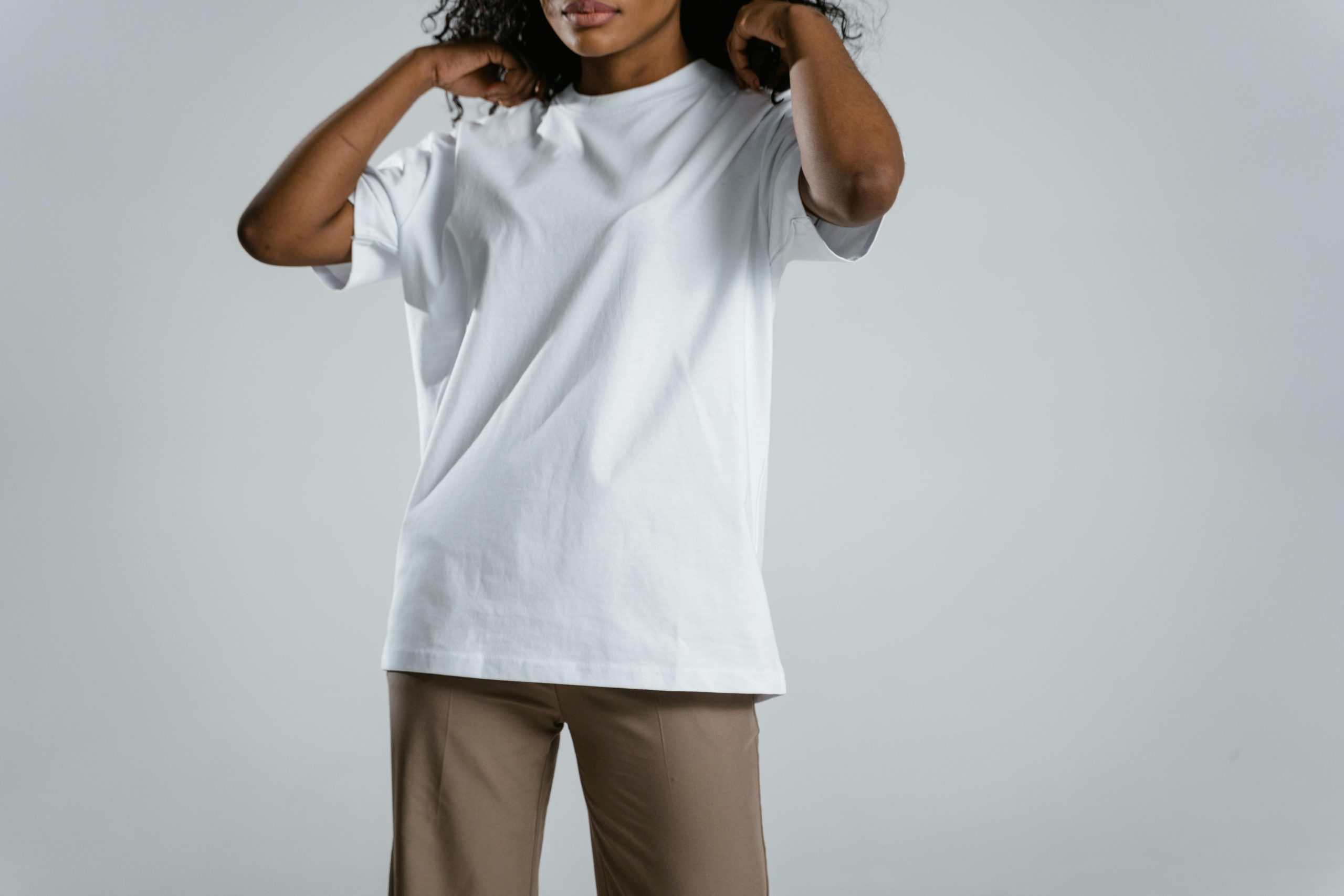 Why Capsule Wardrobes Become a Minimalist Style Essential