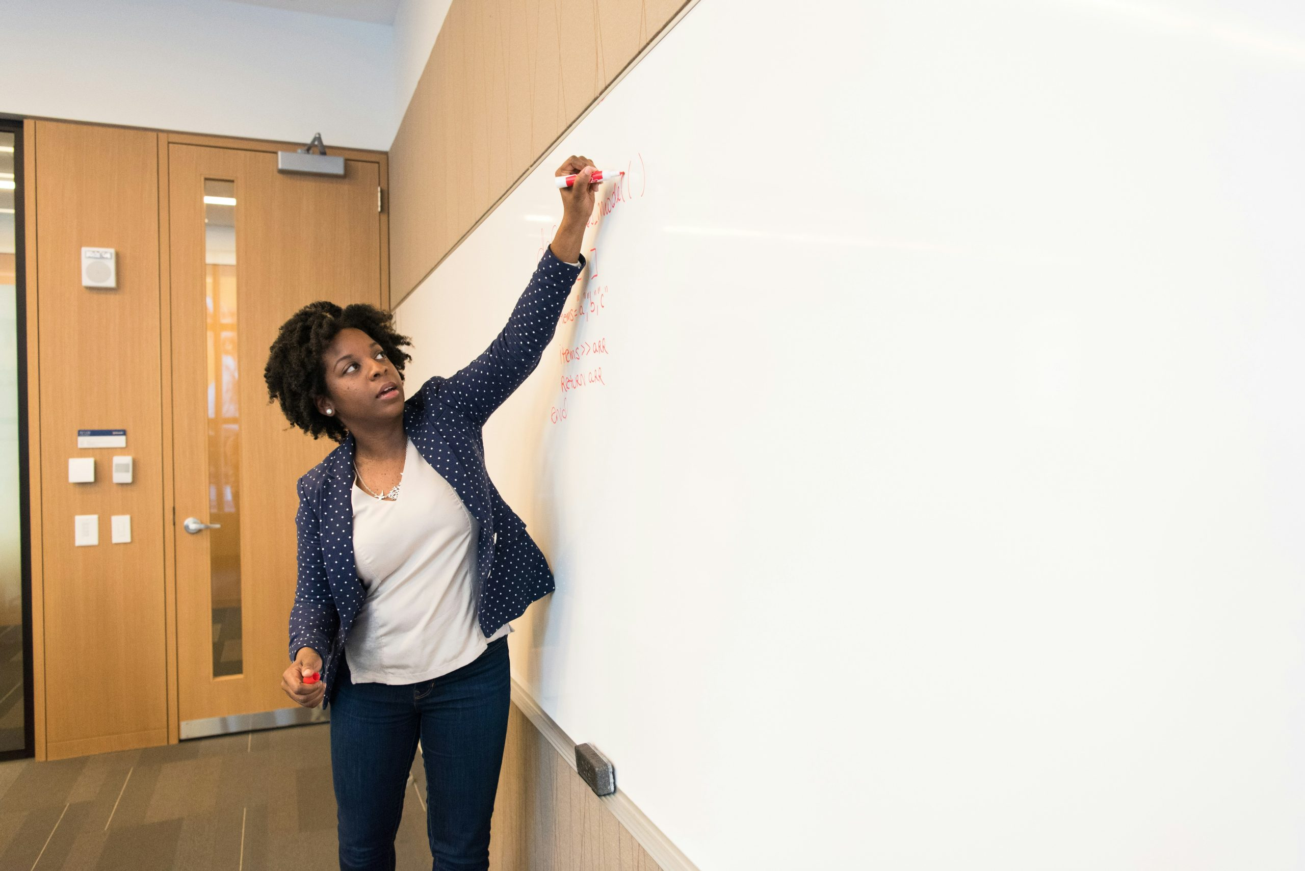Helping students set and achieve personal learning goals