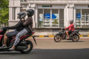Hybrid Motorcycles Entering Mainstream Consumer Markets